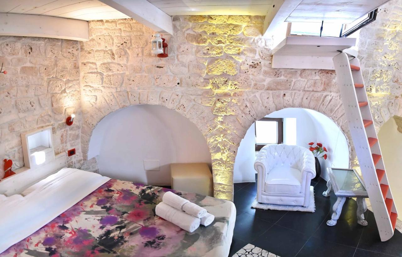 L'Angolo Di Gaudi, Casa Mila Putignano Εξωτερικό φωτογραφία