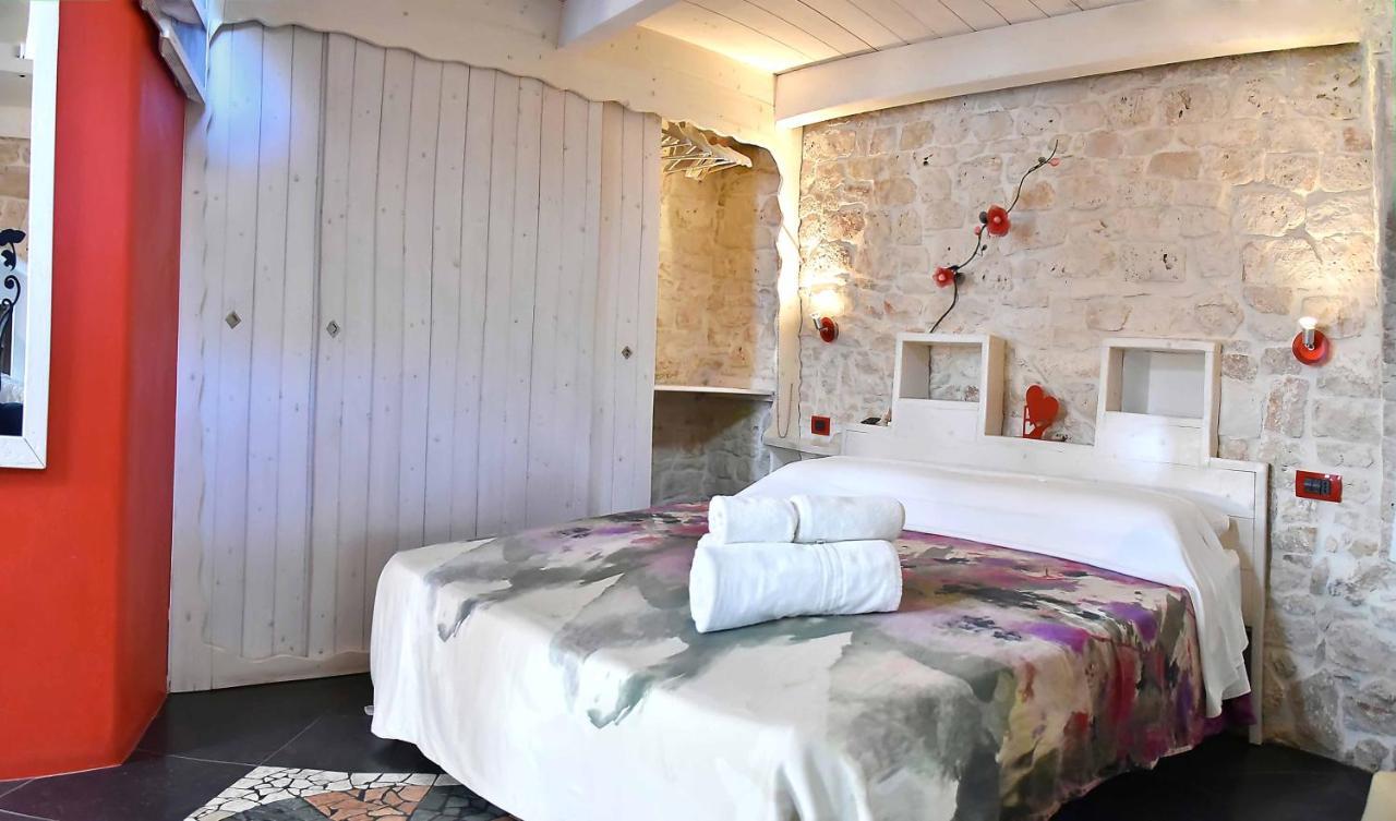 L'Angolo Di Gaudi, Casa Mila Bed and Breakfast Putignano Εξωτερικό φωτογραφία