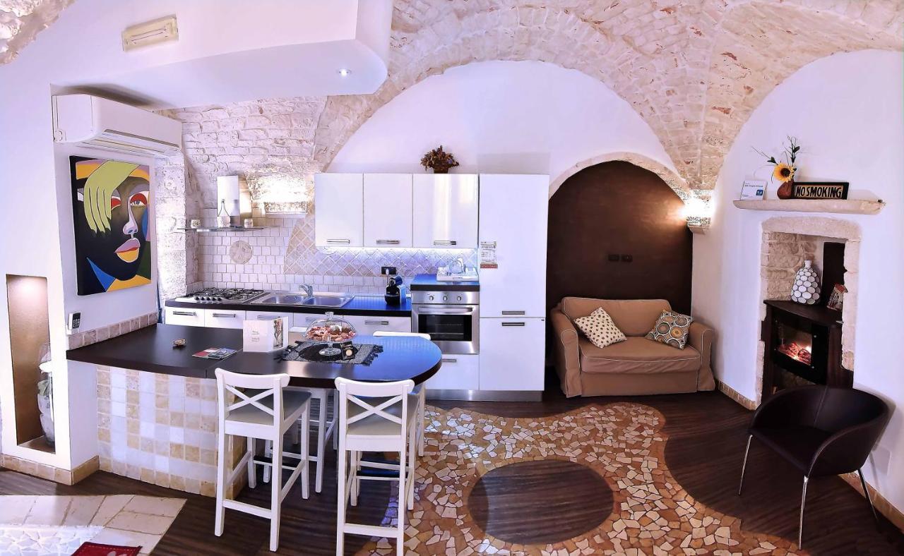 L'Angolo Di Gaudi, Casa Mila Bed and Breakfast Putignano Εξωτερικό φωτογραφία