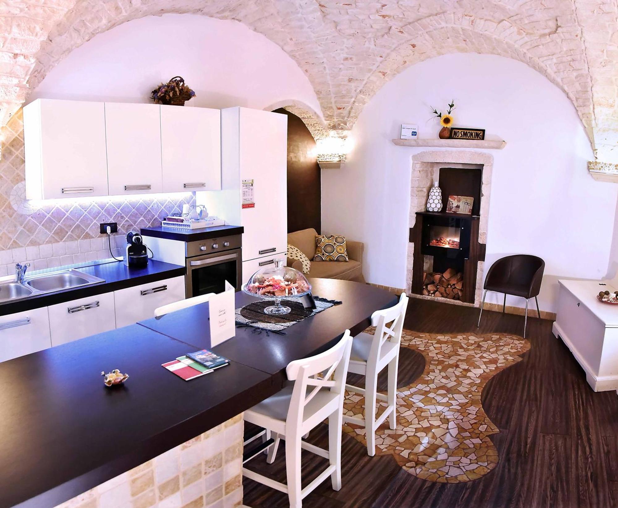 L'Angolo Di Gaudi, Casa Mila Putignano Εξωτερικό φωτογραφία